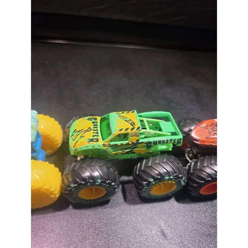 Lot Of 5 Monster Jam Monster Truck Hotwheels Die Cast 1:64 Scale Tiger, Bigfoot